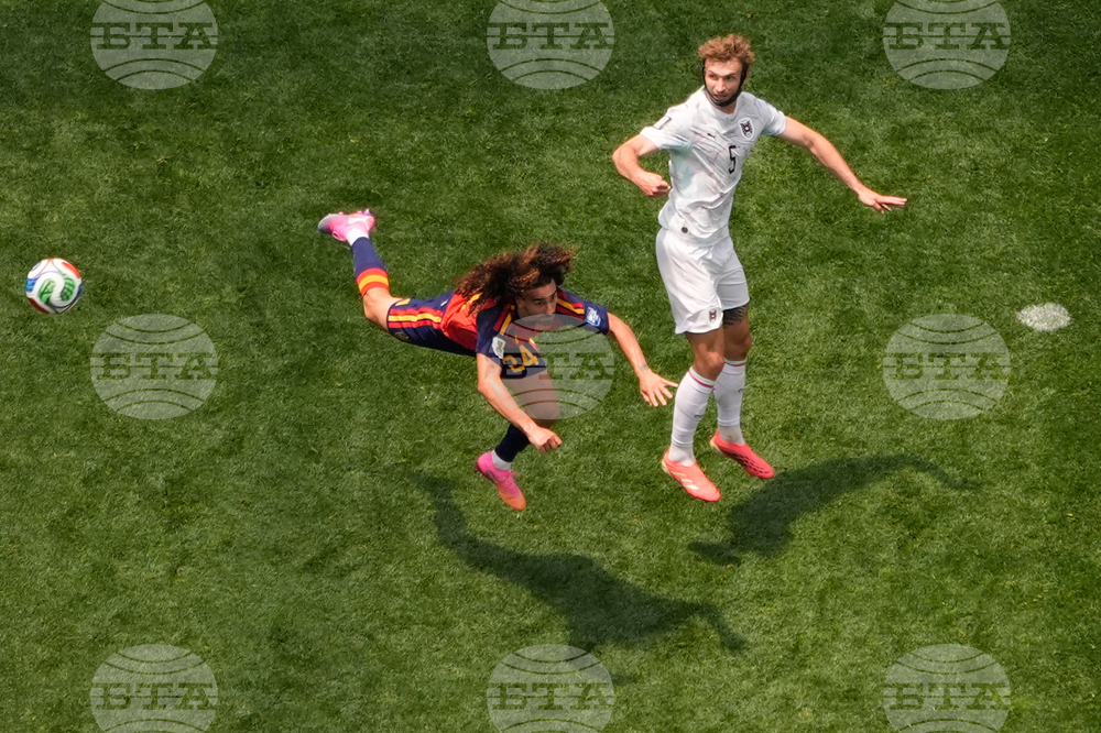CORRECTION Austria Spain WCup Soccer