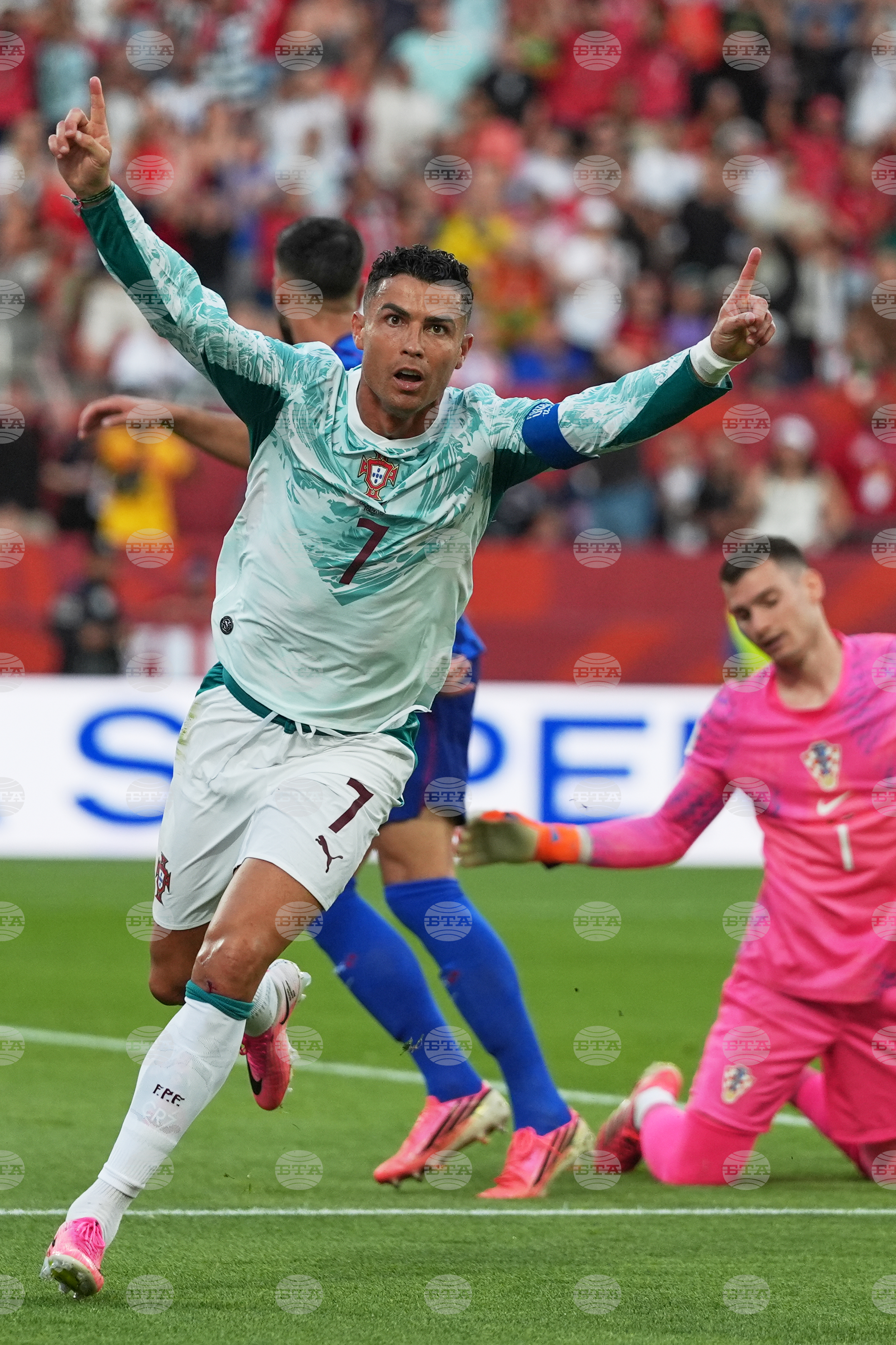 CORRECTION Croatia Portugal WCup Soccer