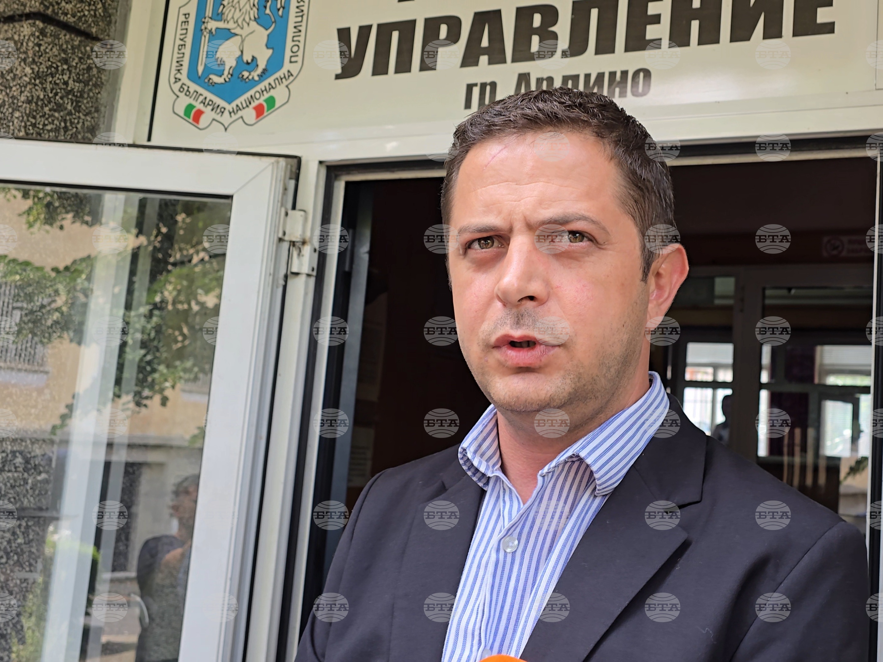 Служител на общинската администрация в Ардино е задържан заради обществена поръчка за ремонт на път за близо 6 милиона лева и щета от близо 300 хиляди лева