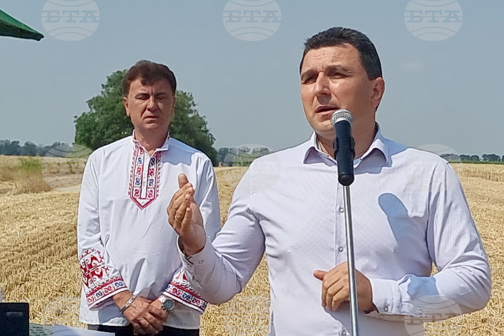 Генерал Тошево - жътвена кампания - начало