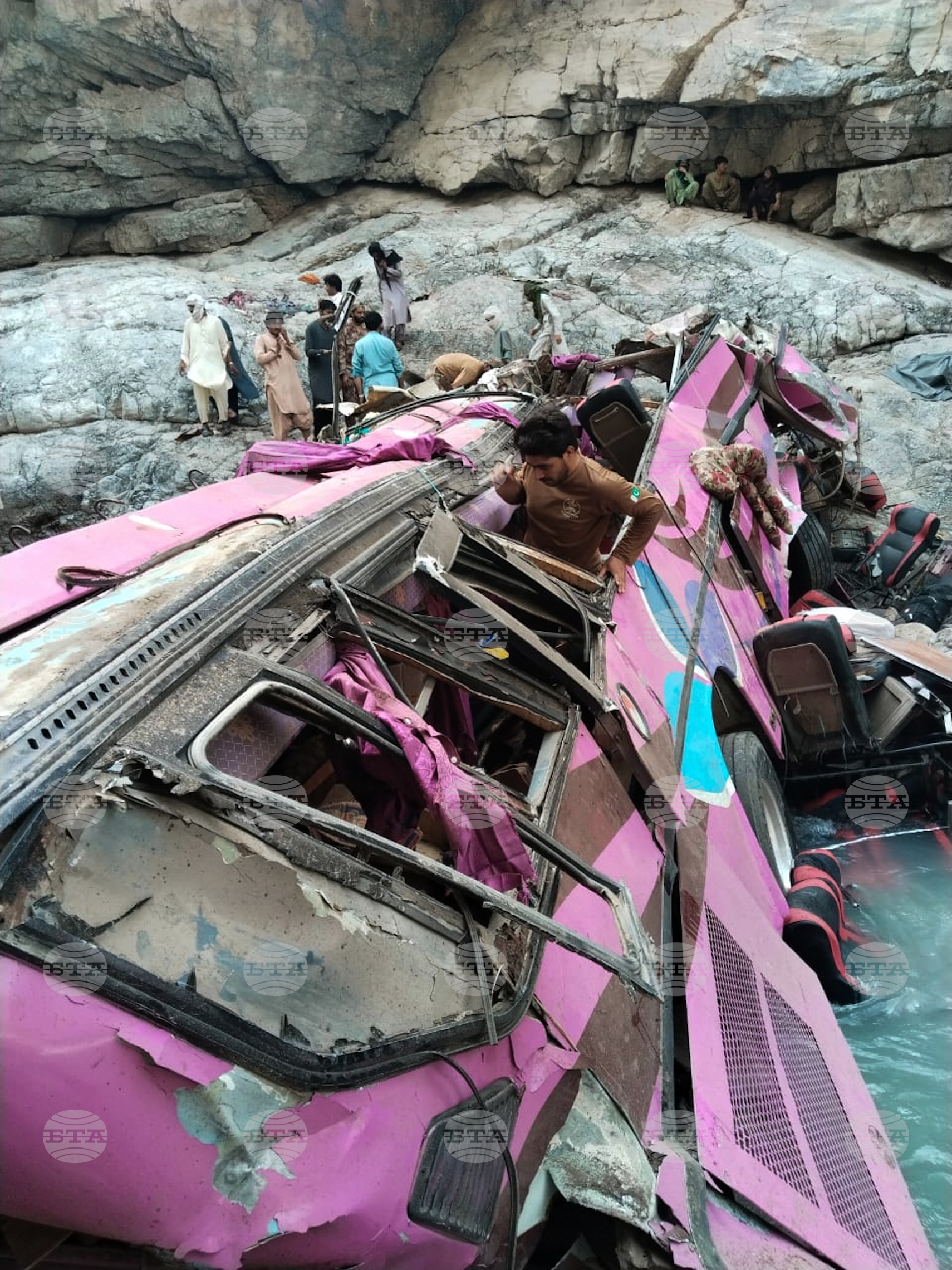 Pakistan Bus Crash