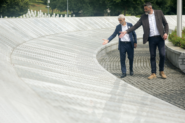 Bosnia Srebrenica Khan