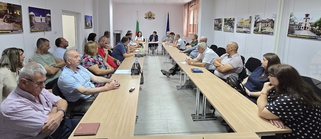 В Пазарджишко се предприемат допълнителни мерки за намаляване на риска от пожари