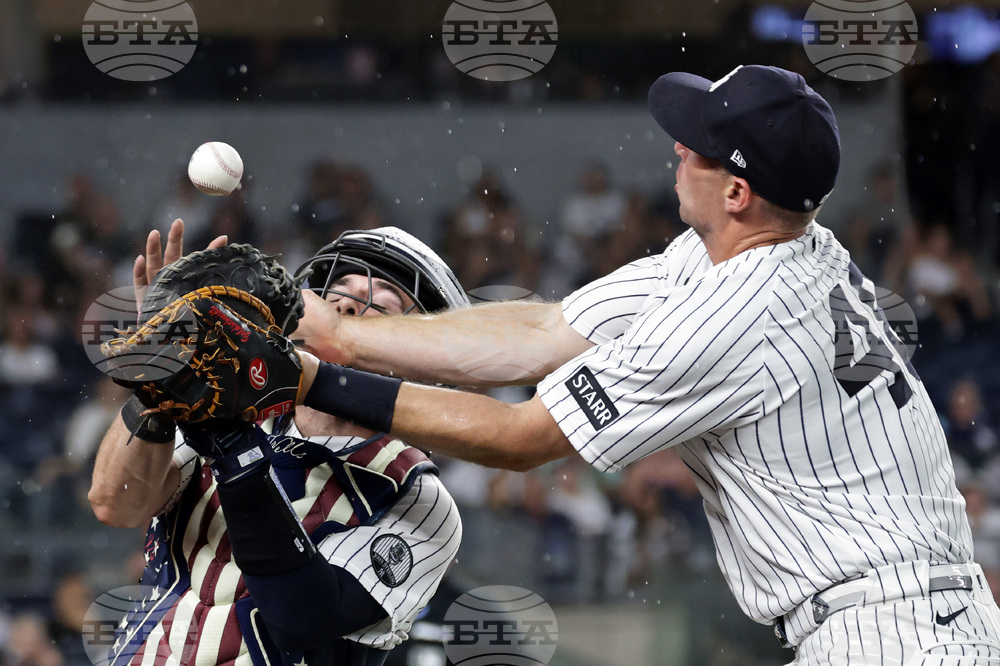 APTOPIX Twins Yankees Baseball