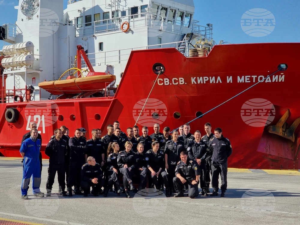 Day 123: RSV 421 Leaves Piraeus for Varna