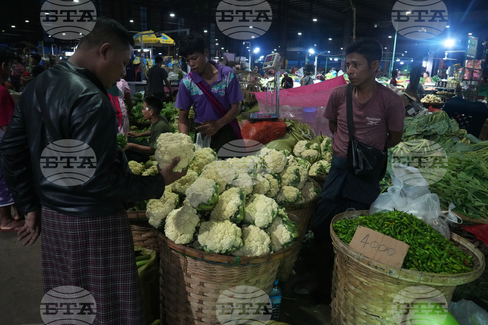 Myanmar Daily Life