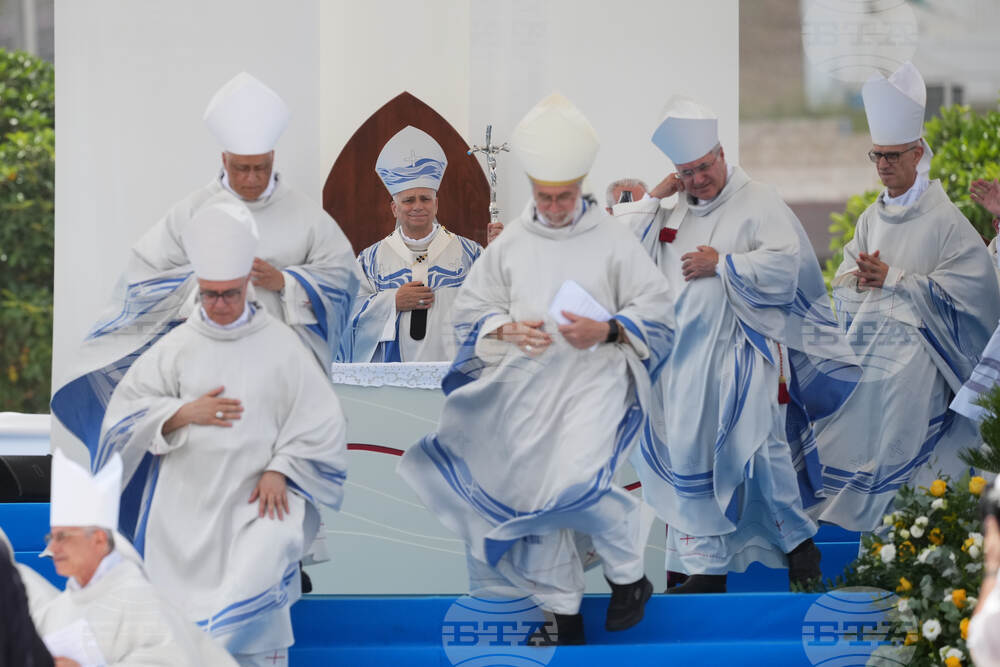 APTOPIX Italy Pope Lampedusa