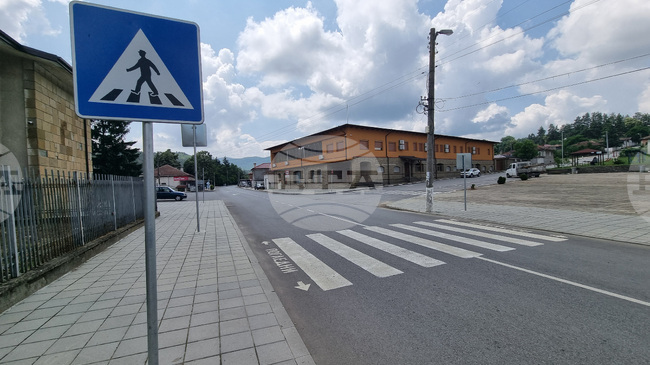 Допълнителни мерки за безопасност около учебните заведения в Сливенска област ще бъдат предприети преди началото на новата учебна година