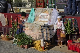 Село Кутово - фестивал - народна носия - „От раклата на баба“