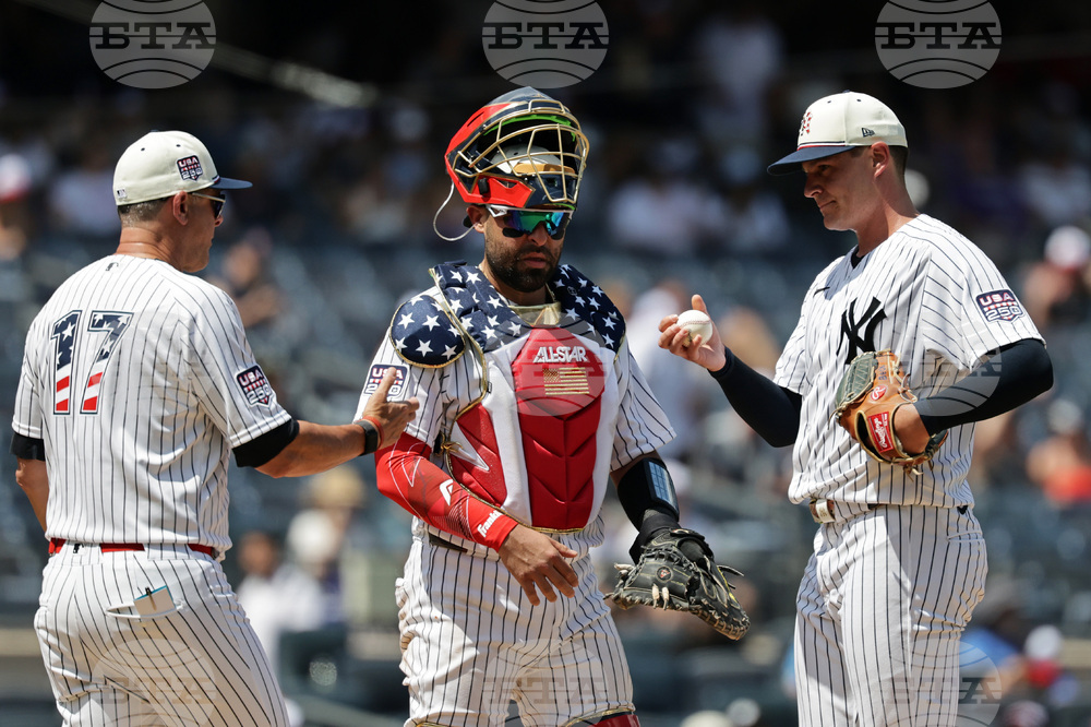 Twins Yankees Baseball
