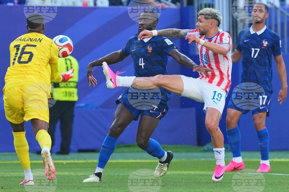 Paraguay France WCup Soccer
