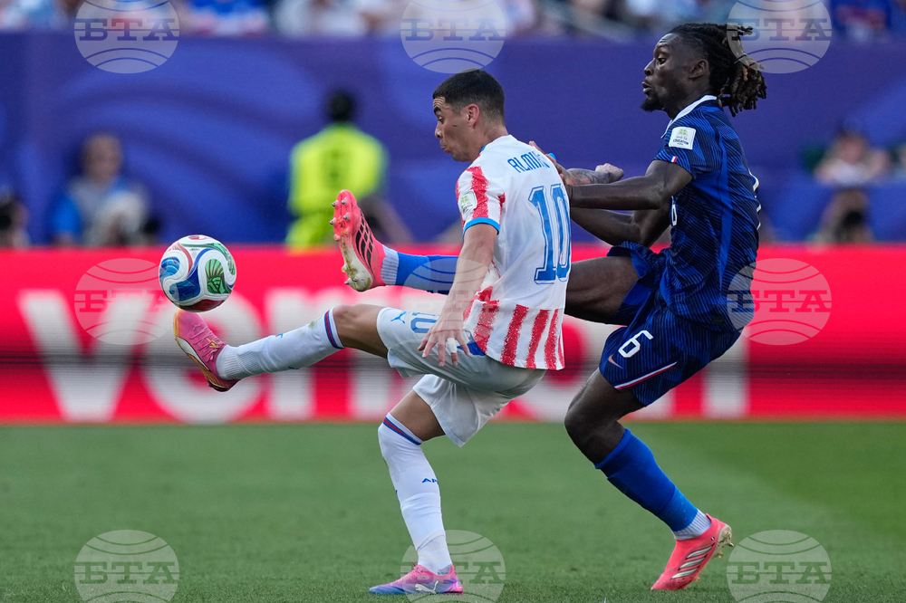 Paraguay France WCup Soccer