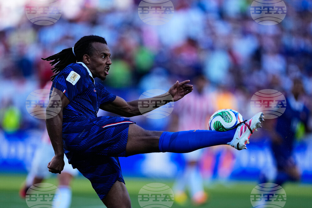 Paraguay France WCup Soccer