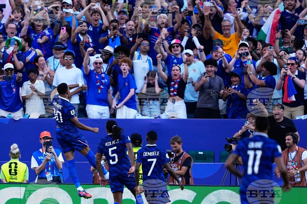 Paraguay France WCup Soccer