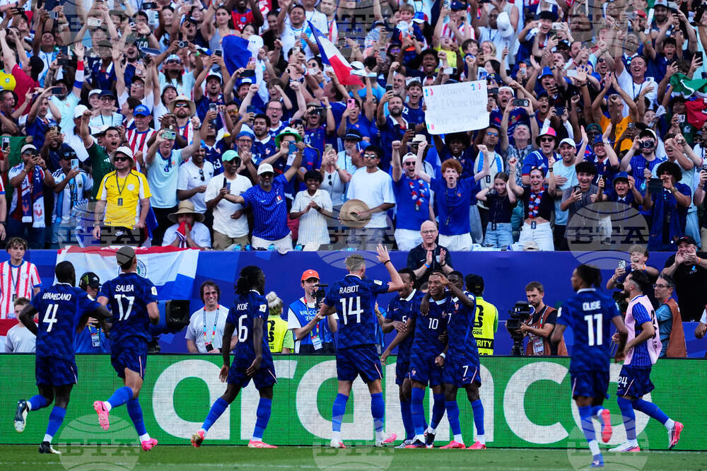 Paraguay France WCup Soccer