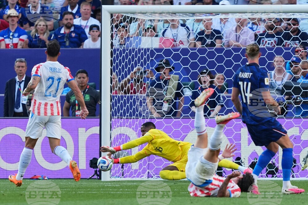 Paraguay France WCup Soccer
