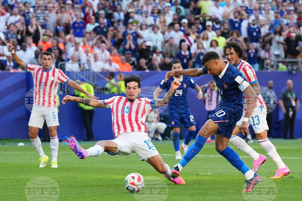 Paraguay France WCup Soccer