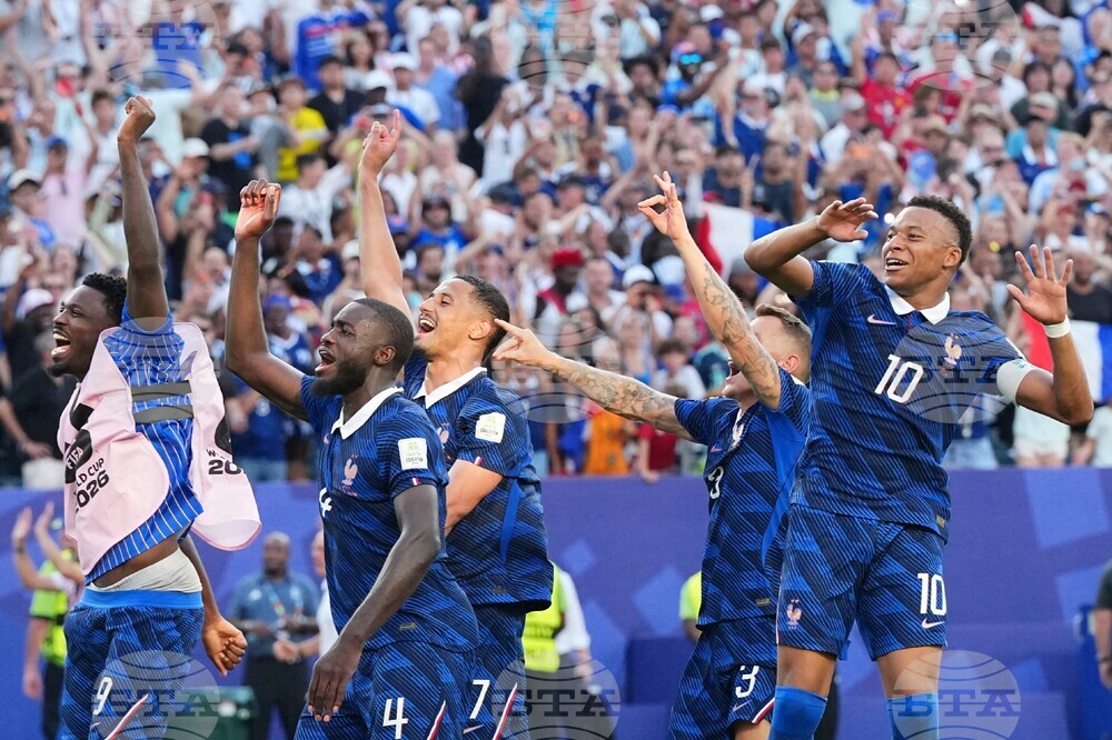 Paraguay France WCup Soccer