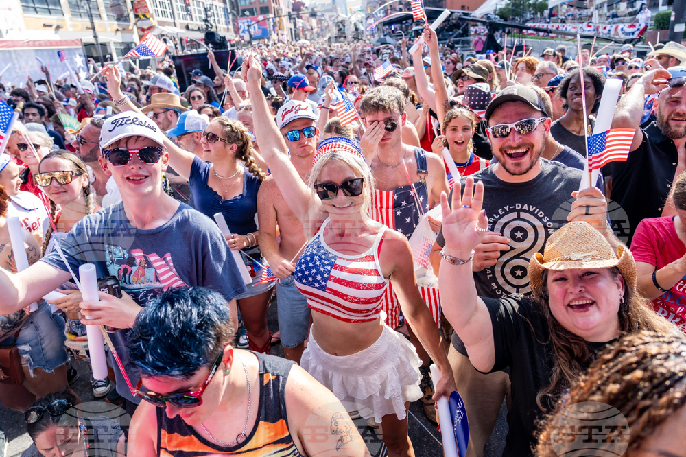 Let Freedom Sing! Music City July 4th
