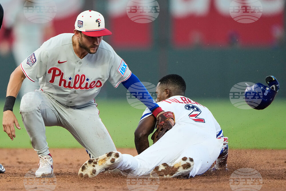 Phillies Royals Baseball