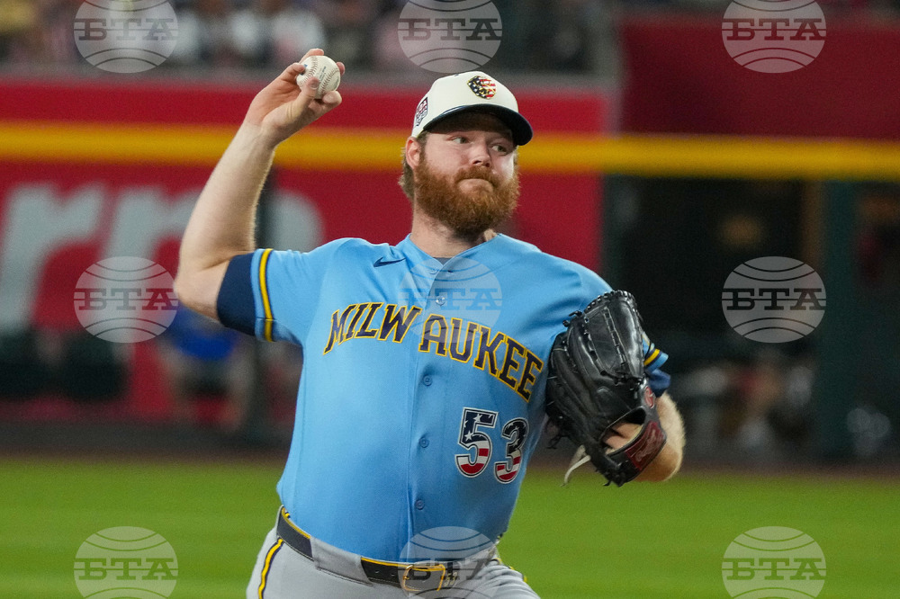 Brewers Diamondbacks Baseball