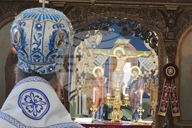 Русе - храм „Свети Архангел Михаил“ - литургия