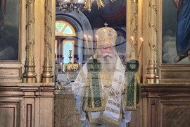 Ловеч - Ловчански митрополит Гавриил - храм „Света Троица“ - литургия