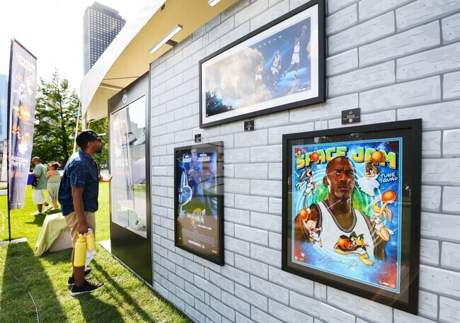 Upper Deck Space Jam 30th Anniversary Watch Party