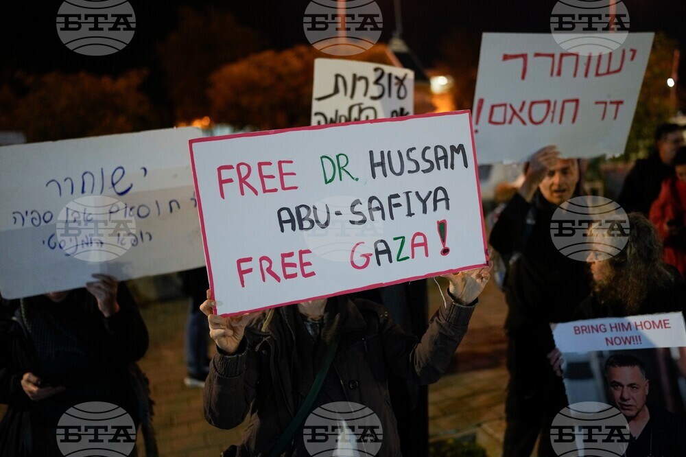 Mideast Wars Detained Doctor