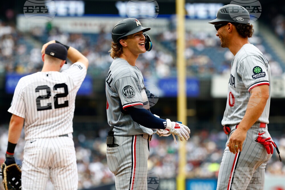 Twins Yankees Baseball