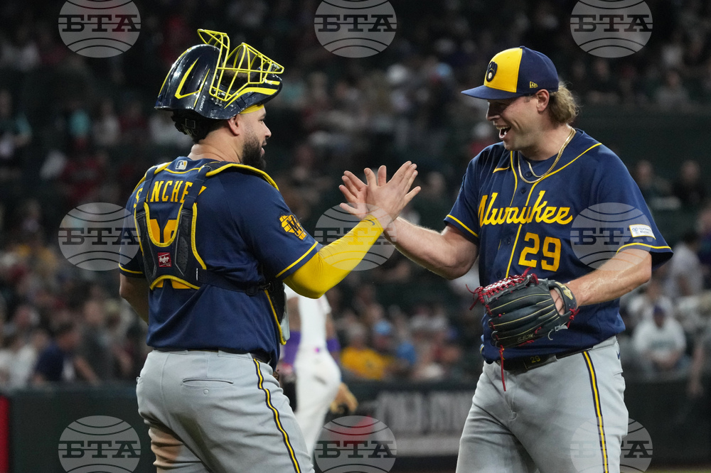 Brewers Diamondbacks Baseball