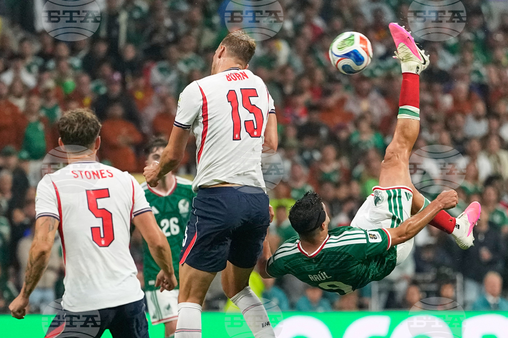 APTOPIX Mexico England WCup Soccer