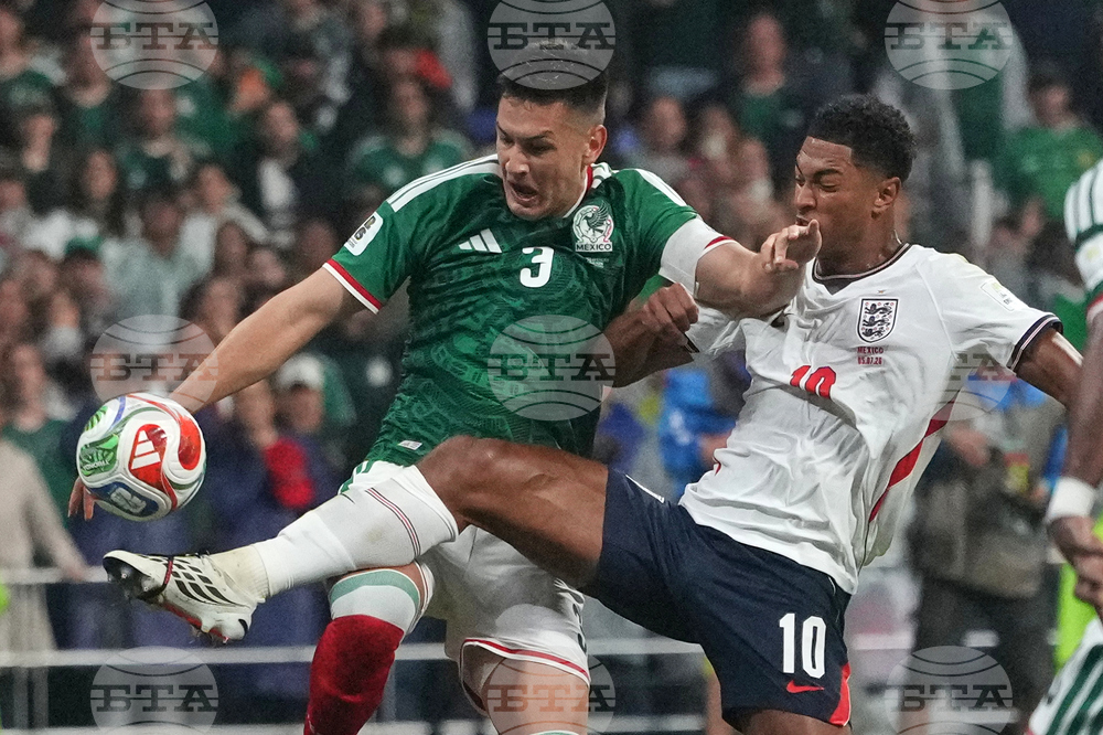 APTOPIX Mexico England WCup Soccer