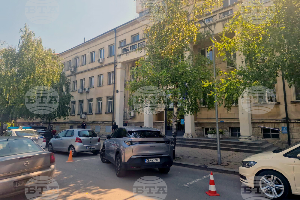 Разград - Съдебна палата - евакуиране заради бомбени заплахи