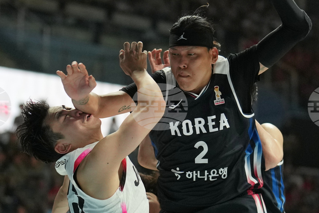 APTOPIX South Korea Japan Basketball
