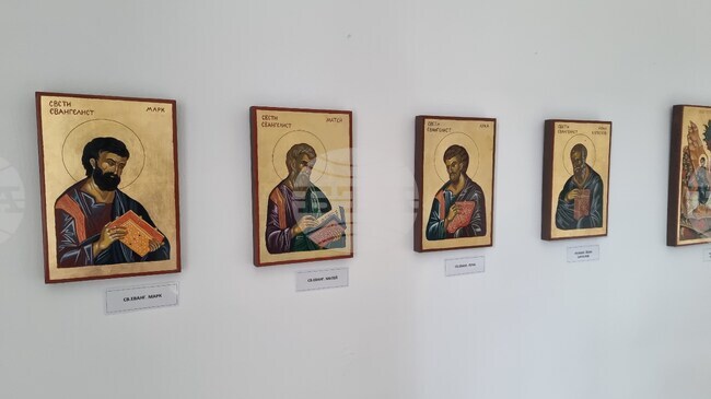 Изложба с икони на Георги Стойков е представена в читалище „Балкански просветител“ в Смолян