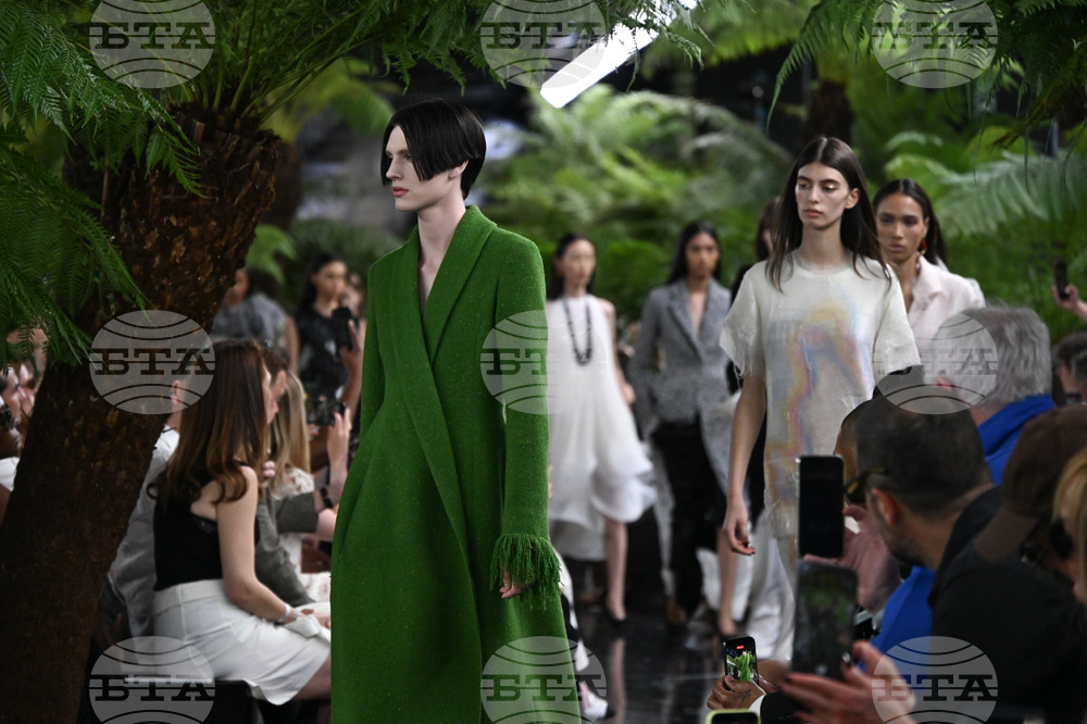 France Fashion Christian Dior Haute Couture F/W 26/27