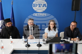 Национален пресклуб на БТА Петрич - конференция - „Приеми ме“