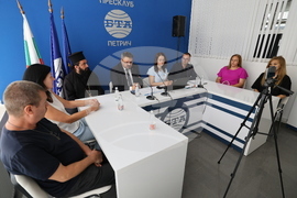 Национален пресклуб на БТА Петрич - конференция - „Приеми ме“