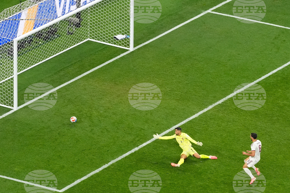 APTOPIX Spain Portugal WCup Soccer
