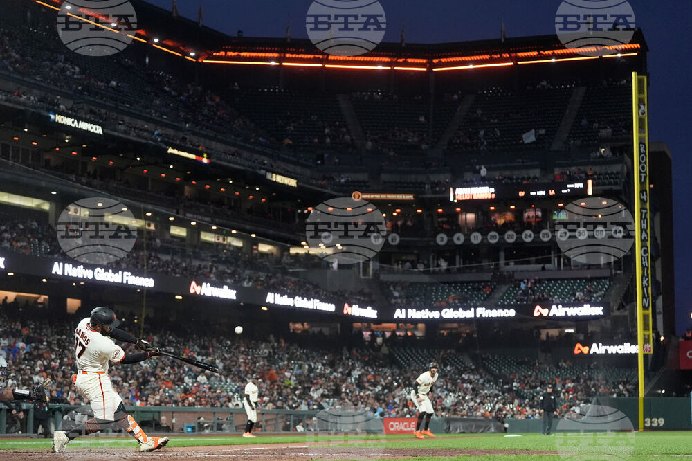 Blue Jays Giants Baseball