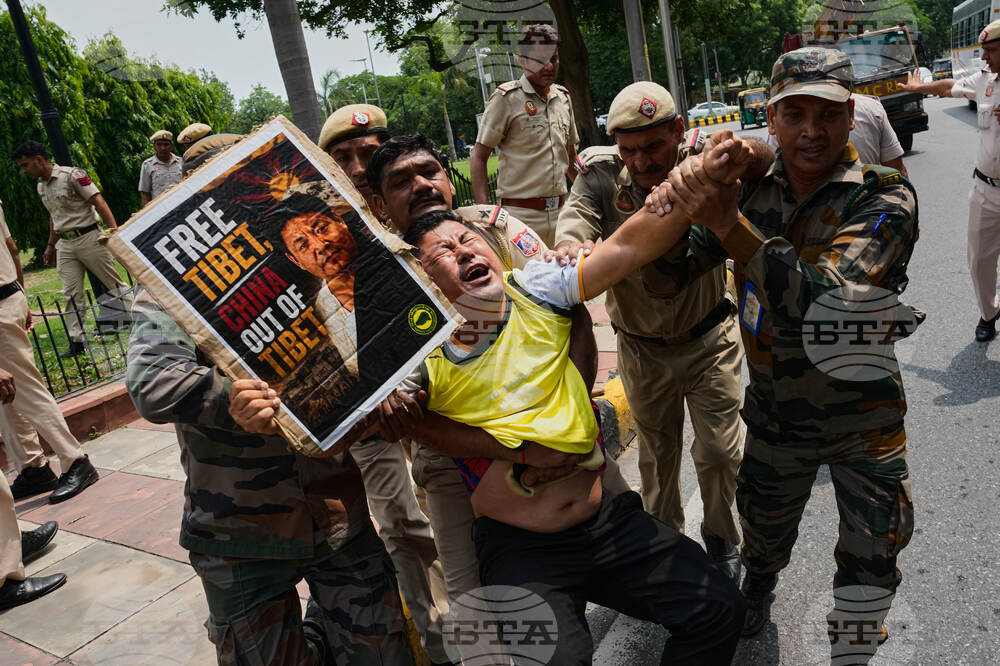 APTOPIX India Tibet China Protest