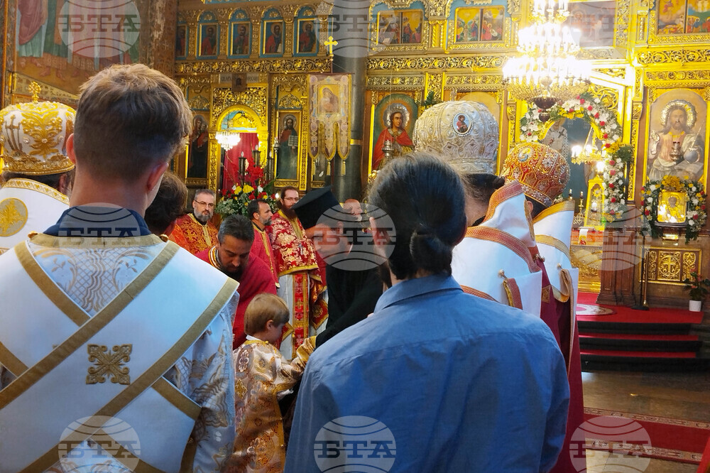 Храм „Св. Вмчца Неделя“ - храмов празник - литургия