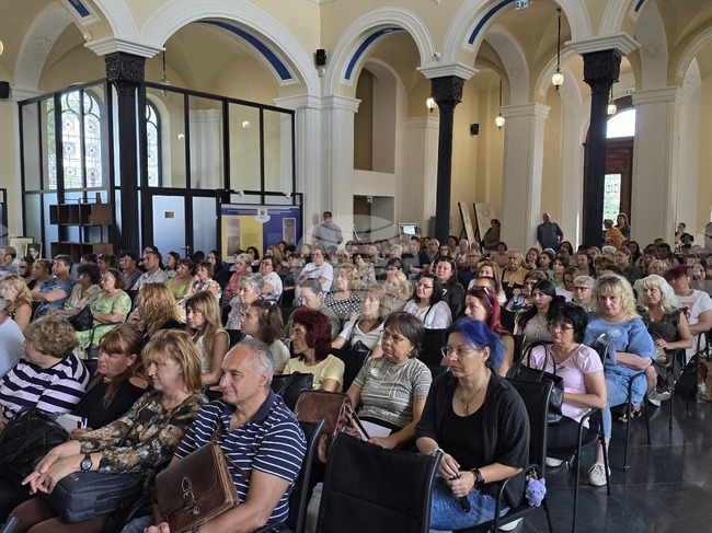Регионалната мрежа „От директори за директори“ проведе годишен форум във Видин