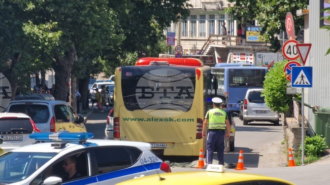 Жена на 73 години е загиналият пешеходец, ударен от автобус в центъра на Велико Търново