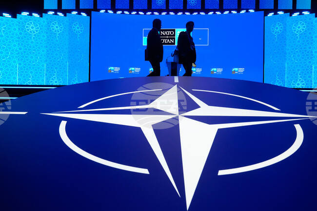Пет страни от НАТО ще похарчат над 3,5% от БВП за основни разходи за отбрана тази година 
