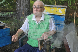 Село Каленик - най-възрастен пчелар - празник на пчеларите