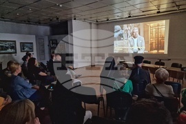 Бургас - „Атон в рисунки и фотографии 2“ - представяне
