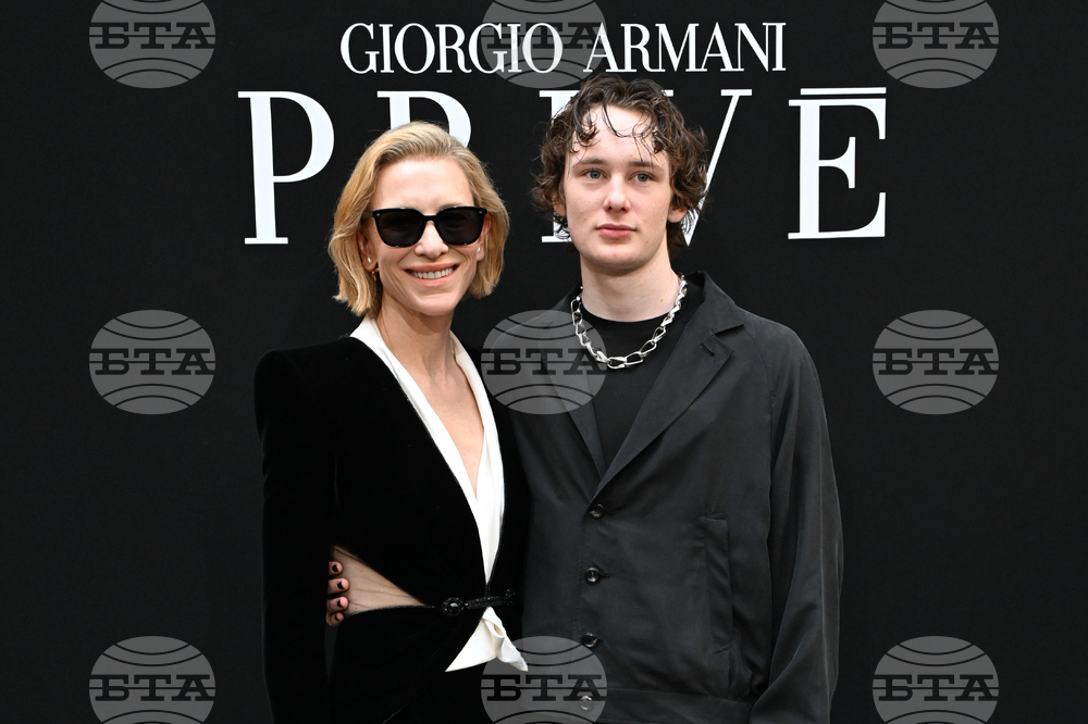 France Fashion Giorgio Armani Privé Haute Couture F/W 26/27 Photo Call