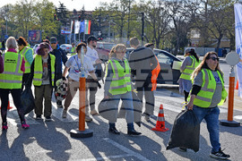 Варна - Кампания за събиране на капачки "Аз Вярвам и Помагам"